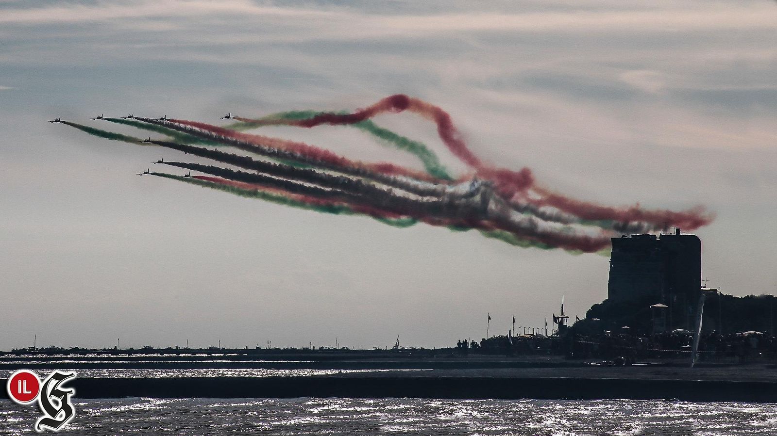 Immagine per Salta l'Air Show di Grado, «troppi contagi in aumento»
